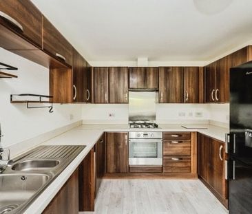 Llys Mieri, Swansea, SA4 - Photo 4