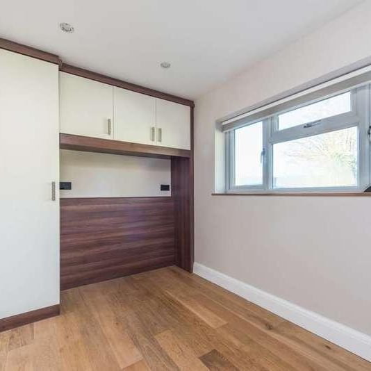 Moat Crescent, Finchley, N3 - Photo 1