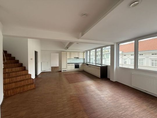 4-Zimmer Maisonettewohnung mit gartenseitiger Dachterrasse und Lift - Photo 1