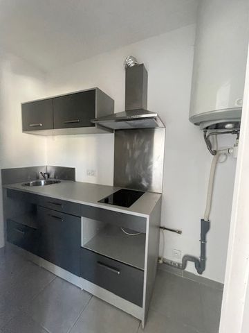 Location Appartement 1 pièce 29m² BASTIA 20600 - Photo 4