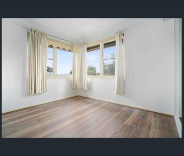 Family Home in a Prime Riverstone Location - Photo 1