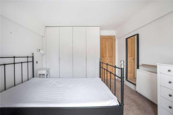 St. Clements Church Hall, Davey Close, London, N7 - Photo 1