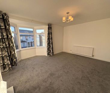 Holly Road, Aldershot, Hampshire, GU12 - Photo 3