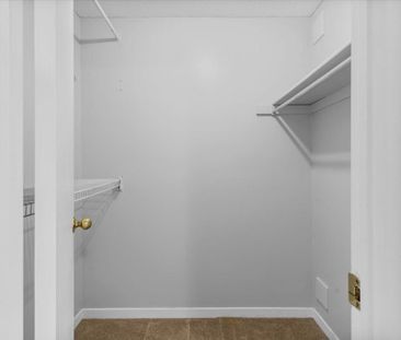 For Lease - 7 Inglis Avenue Unit# Main, Clarington, Ontario - Photo 4