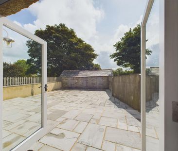 2 bedroom barn conversion to rent - Photo 4