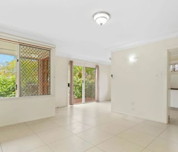 Comfortable Family Home with Sunroom & Timber Deck. CONTACT JULIE S... - Photo 2