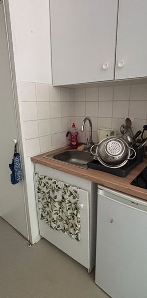 Studio de 18,96 m2, rue Jules Lefebvre réf 6041 - Photo 1