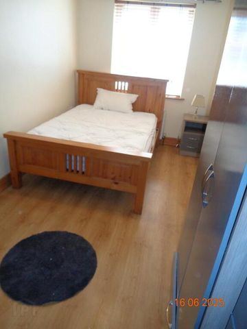 University Street, Belfast, BT7 1NY - Photo 2