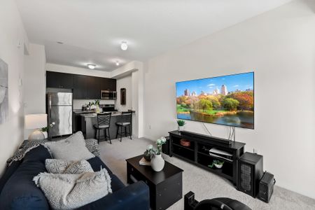 For Lease - 80 Aspen Springs Drive Unit# 405, Clarington, Ontario - Photo 3