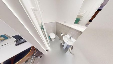 Studio to rent - Photo 5