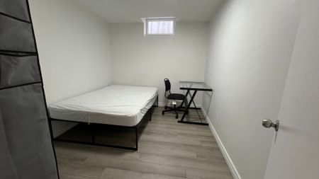 For Lease - 201 Enchanted Hills Crescent Unit# Apartment B, Toronto, Ontario - Photo 5