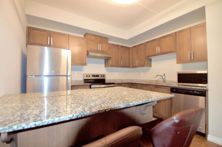For Lease - 35 Kingsbury Square Unit# 310, Guelph, Ontario - Photo 2