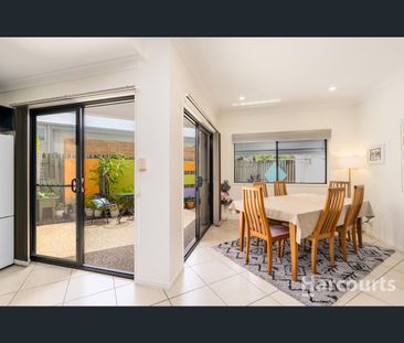 2/179 Torquay Road, Scarness, Qld 4655 - Photo 3