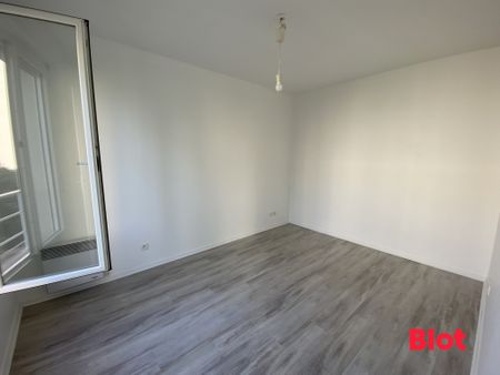 Location Appartement 2 pièces 35m² RENNES 35000 - Photo 3