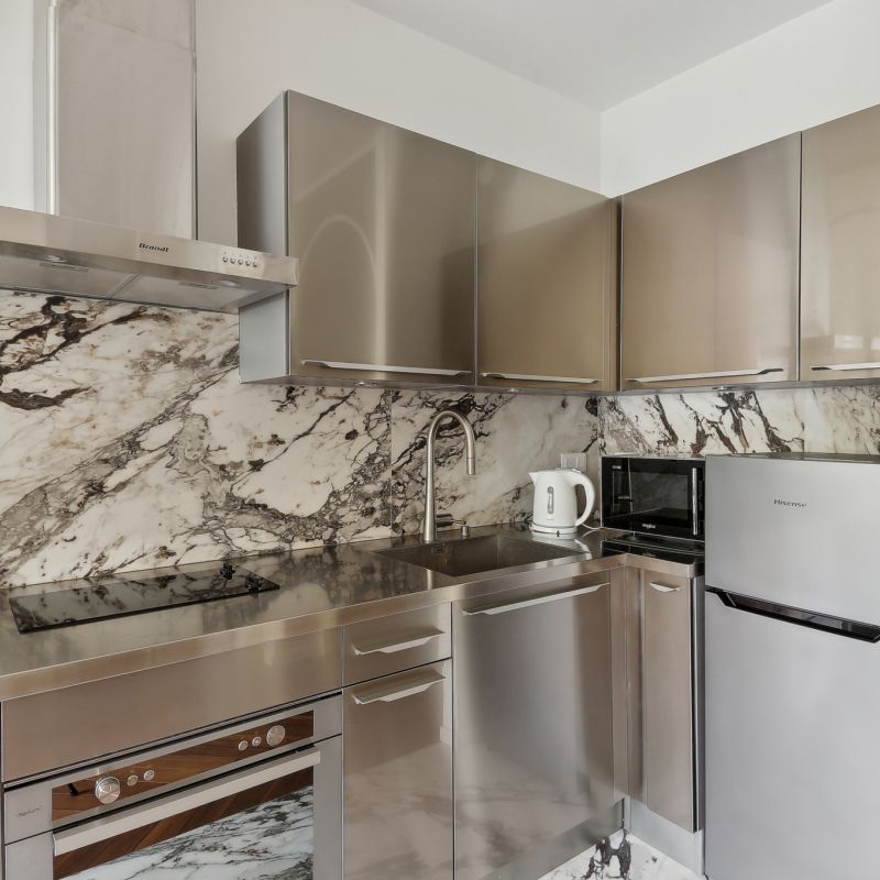 2 pièces meublé & balcon - Boulogne Billancourt - Face à Roland- - Photo 1