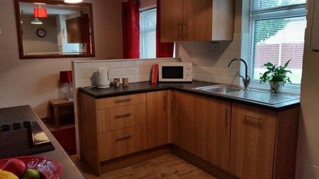 5 bedroom house share to rent - Photo 2