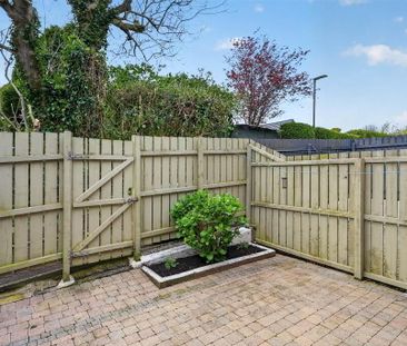 6 Eastleigh Dale, Ballyhackamore, Belfast, BT4 3DT - Photo 3