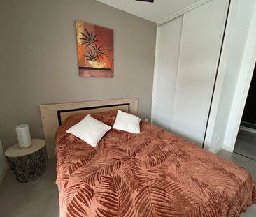 Location Appartement 1 pièce 32m² - Photo 3