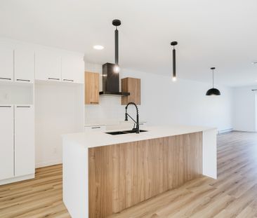 3 ½ + ESPACE BUREAU|INTERNET - Photo 3