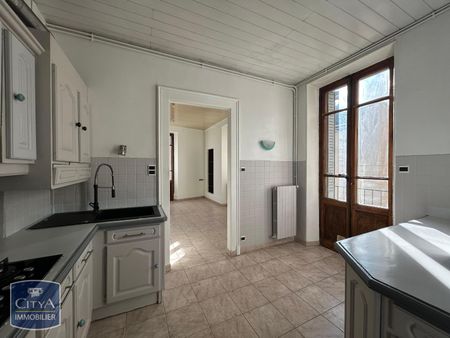 Location Appartement 4 pièces 74m² CHAMBERY 73000 - Photo 2