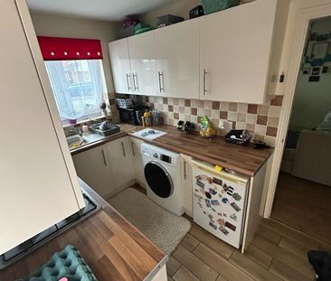 2 bedroom bungalow to rent - Photo 1