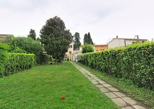 Casa indipendente in affitto