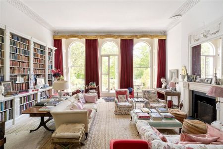 3 bedroom apartment to rent - Photo 2