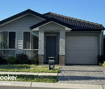 103 Donovan Boulevard, Gregory Hills - Photo 4