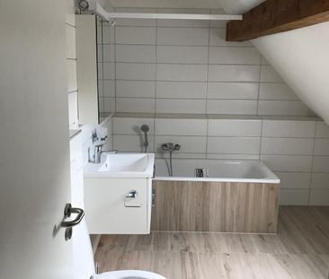 2.5 Zimmer, 84 m², 2. Stock - Photo 3