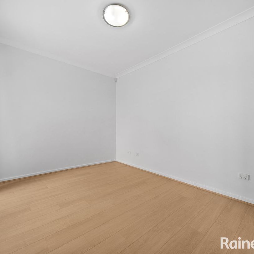 Modern Two Bedroom Unit in Convenient Location - Photo 1