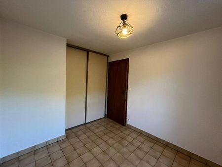 Location appartement t3 52 m² à Chanac (48230) - Photo 4