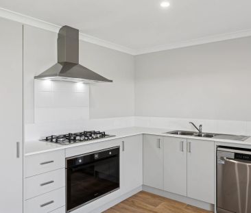 Brand new and available immediately - Photo 2