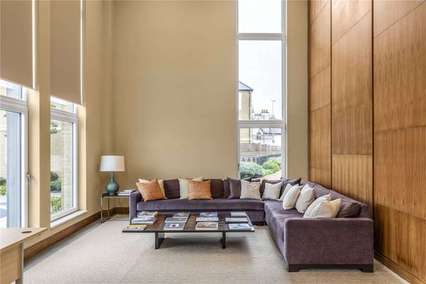 Pinewood Gardens, Teddington, Middlesex, TW11 9FJ - Photo 1