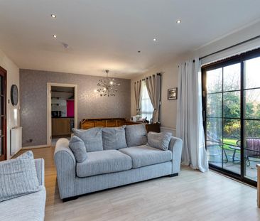 11 Downview Lodge - Photo 2