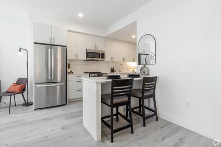 Landing on Main - Photo 5