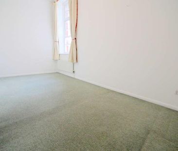 Pennington Drive, Winchmore Hill, N21 - Photo 4