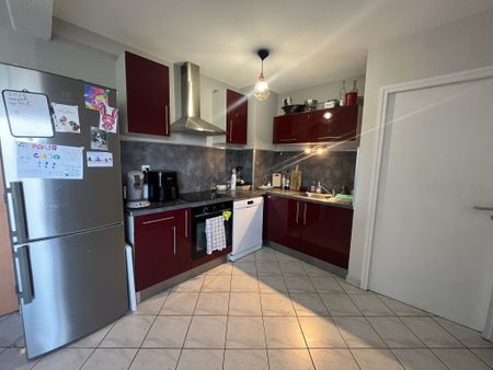 Location Appartement 70m² RODEZ 12000 - Photo 3