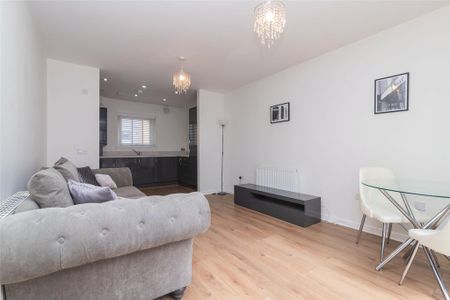 2 bedroom apartment to rent - Photo 2