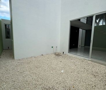 Casa en renta para oficinas, con 5 privados y una sala de juntas. - Photo 4