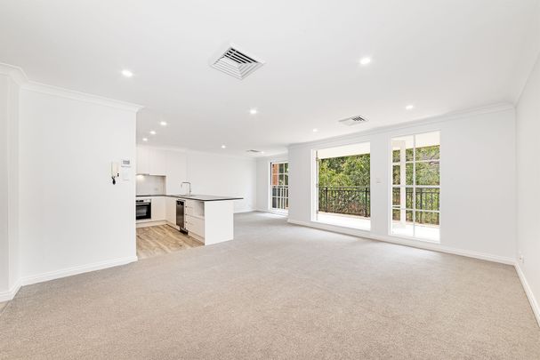 Newly Renovated & Spacious 2 Bedroom in North Sydney - Photo 1