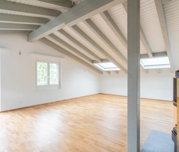 Spacious and light-flooded 3.5-room penthouse apartment in a quiet ... - Foto 6