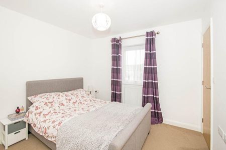3 bedroom terraced house to rent - Photo 4