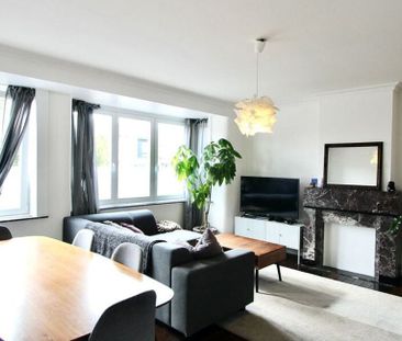 Appartement te huur in Sint-Pieters voor € 760 met 1 slaapkamer - Foto 2