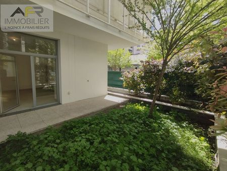 Location Appartement 2 pièces 48m² - Photo 4