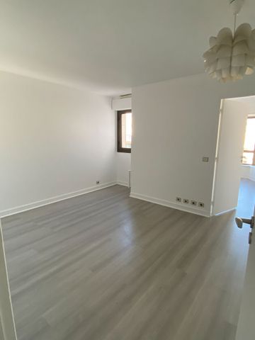 Location appartement 3 pièces, 61.35m², Joinville-le-Pont - Photo 2