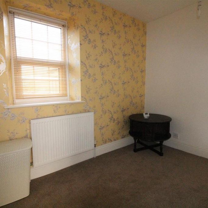 2 bedroom cottage to rent - Photo 1