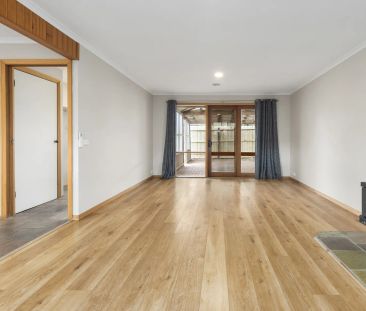 Bright, Comfortable, and Ideally Located - Photo 4