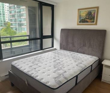 One bedroom + den (Fully furnished)in Yaletown - Photo 1