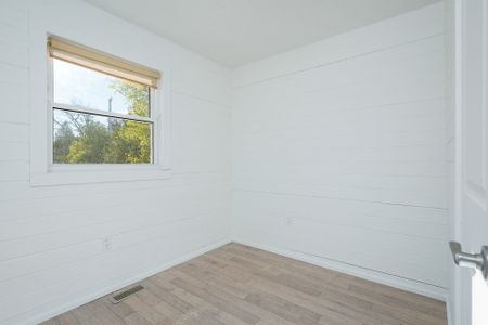 For Lease - 35 St. Clair Street, Collingwood, Ontario - Photo 3