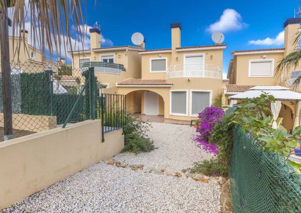 Villa for rent in Gata de Gorgos